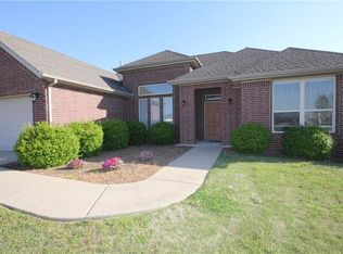 4100 SW Fieldstone Blvd, Bentonville, AR 72712