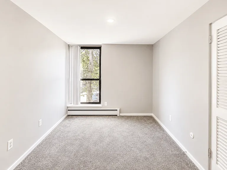 Lexington Hills Apartments — Photo 73