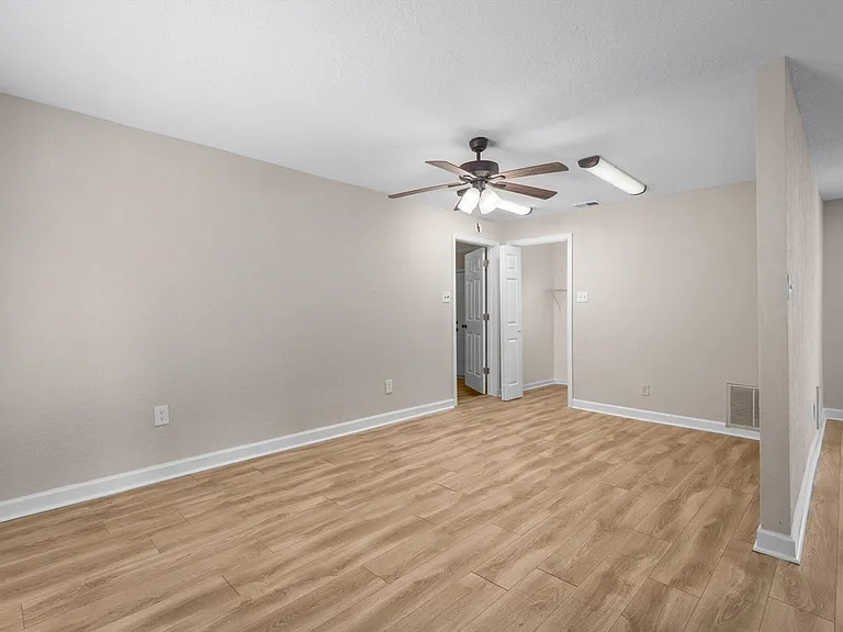 408 Lineberry Rd — Photo 18