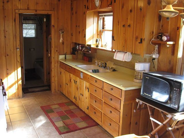 Kitchen area