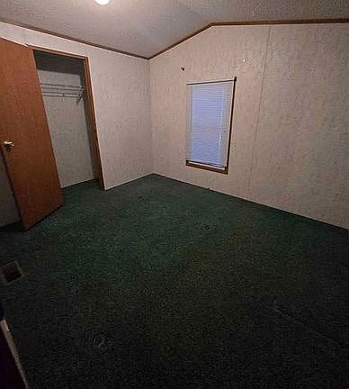 5th image of 860 Glenview Ln