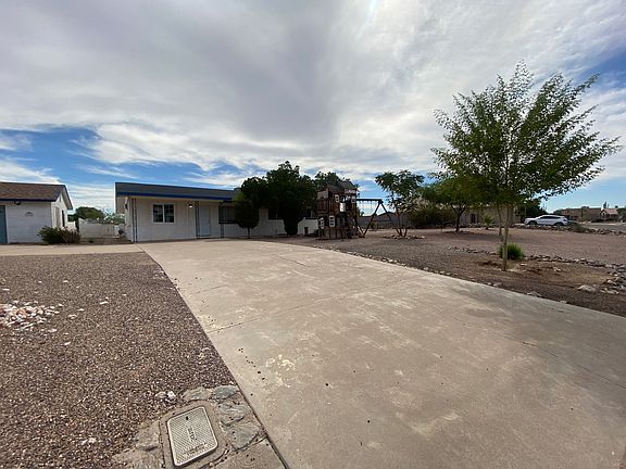 2nd image of 14895 S Oakmont Dr