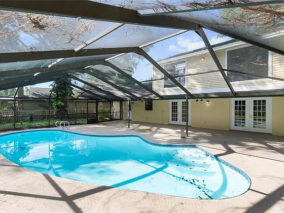 3rd image of 4311 Honey Vista Cir