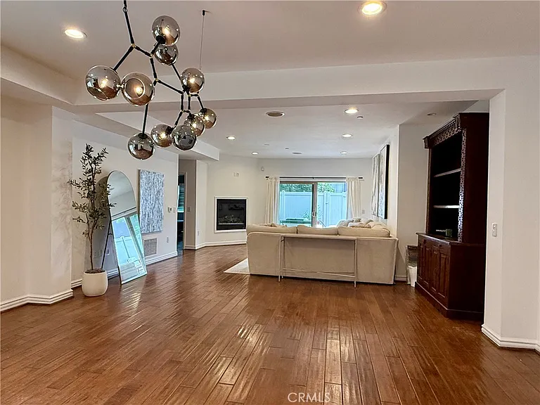 1410 N Curson Ave #105 — Photo 10