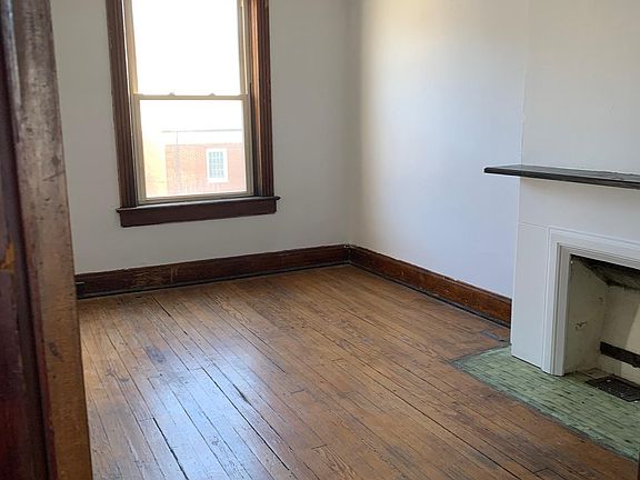 2nd image of 11 Main St #3