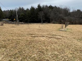 592 Sam Crow Rd, Lonaconing, MD 21539