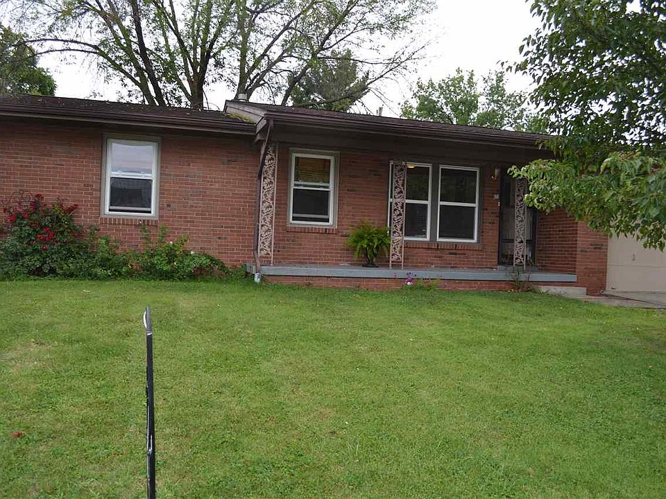 1st image of 2225 Yount St