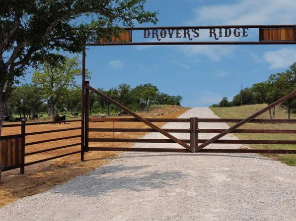 1001 Drovers Trl, Mineral Wells, TX 76067
