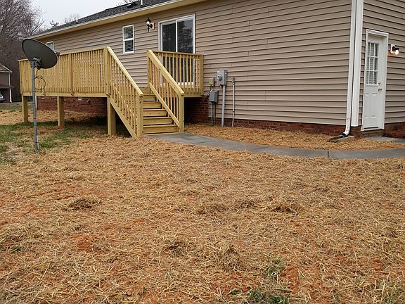 4th image of 7402 Greenlawn Dr
