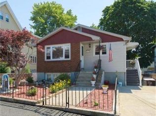 33 Dedham St, Revere, MA 02151