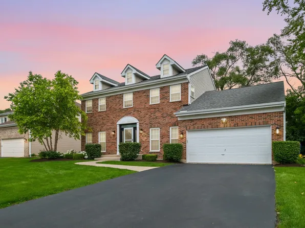 4527 Hatch Ln, Lisle, IL 60532