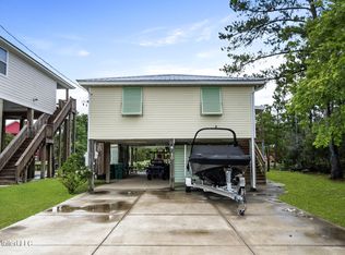 4010 Blue Jay St, Bay Saint Louis, MS 39520