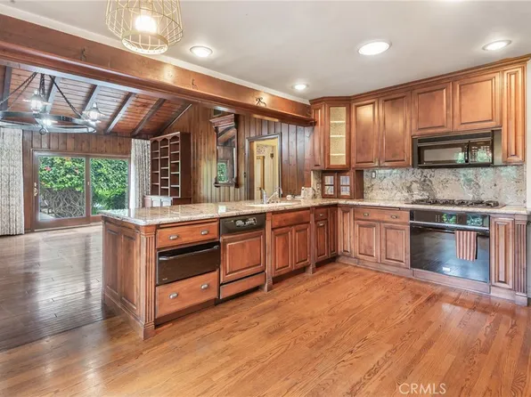 2322 W 156th St, Gardena, CA 90249