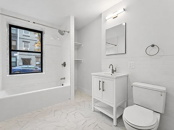 5th image of 161 W 9th St #1