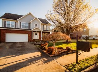 1200 Stillwood Dr, Clarksville, TN 37042