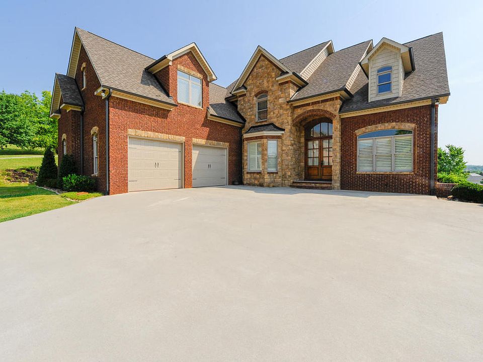 1st image of 508 Stoneleigh Ln