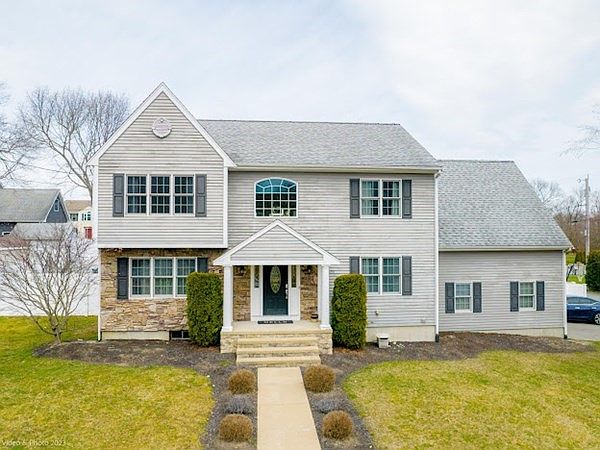 100 Mayes Ave