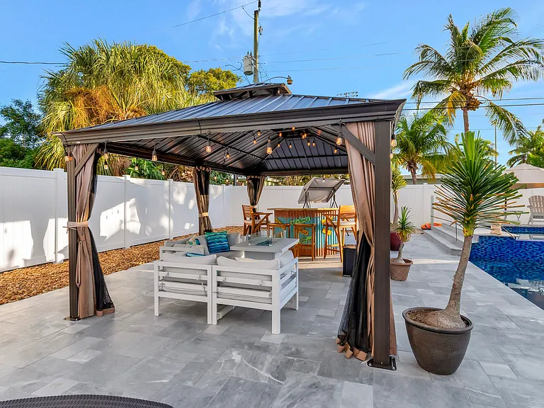 310 Gulfstream Dr — Photo 11