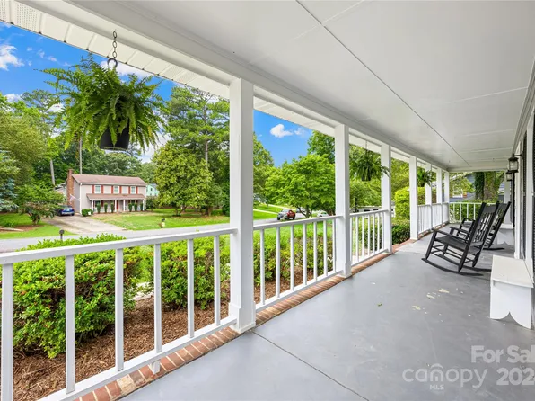 1424 Morrocroft Trl, Gastonia, NC 28054