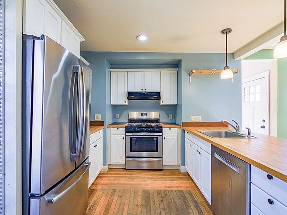 4th image of 313 W Meadow Road
