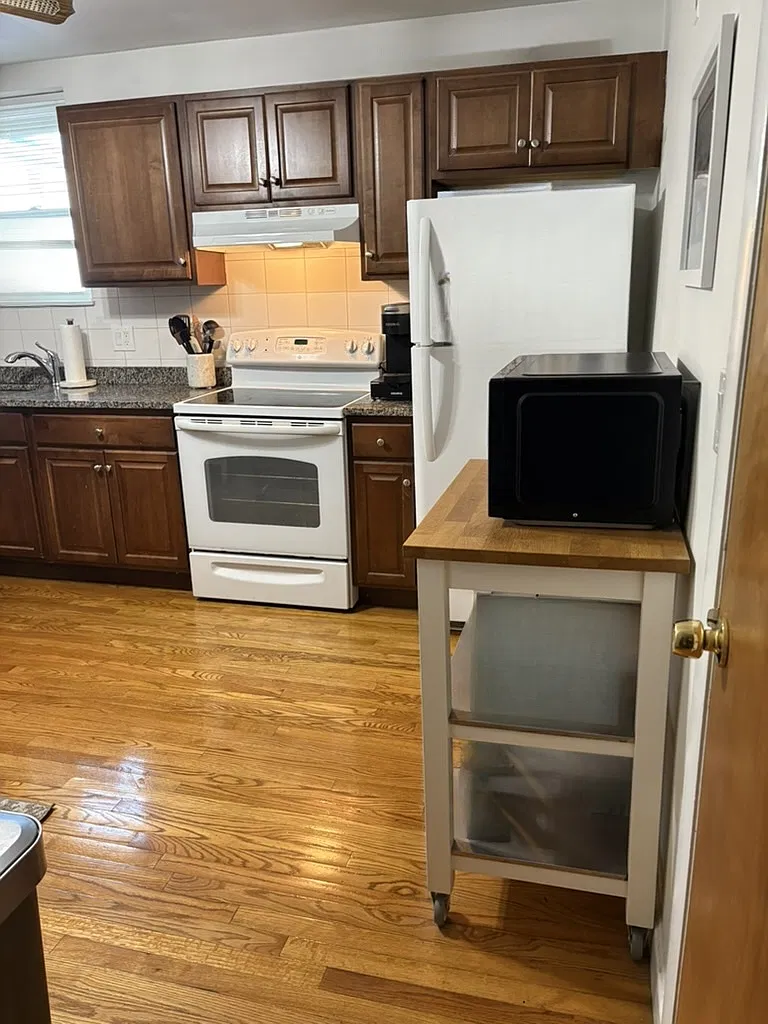 1 bed, 800 sqft, $2,000 — Photo 2