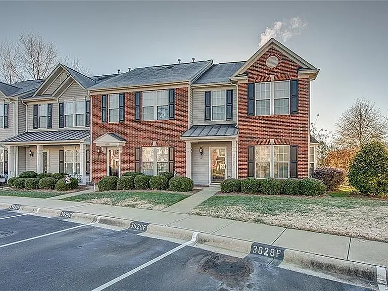 3029 Misty Harbor Cir #F — Photo 2