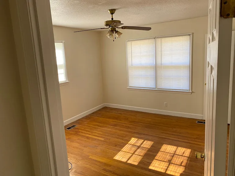 2416 Rosemary Ave — Photo 5