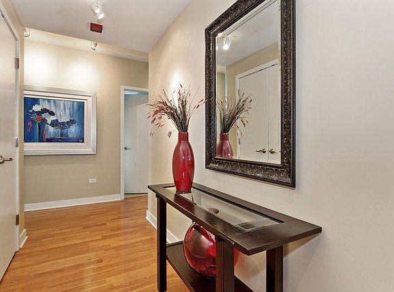 4th image of 505 N McClurg Ct APT 4603