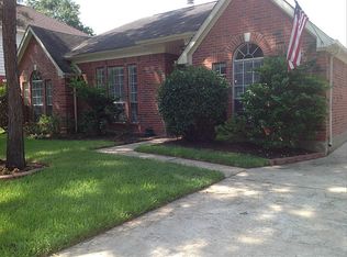 22 Dover Dr, Conroe, TX 77304