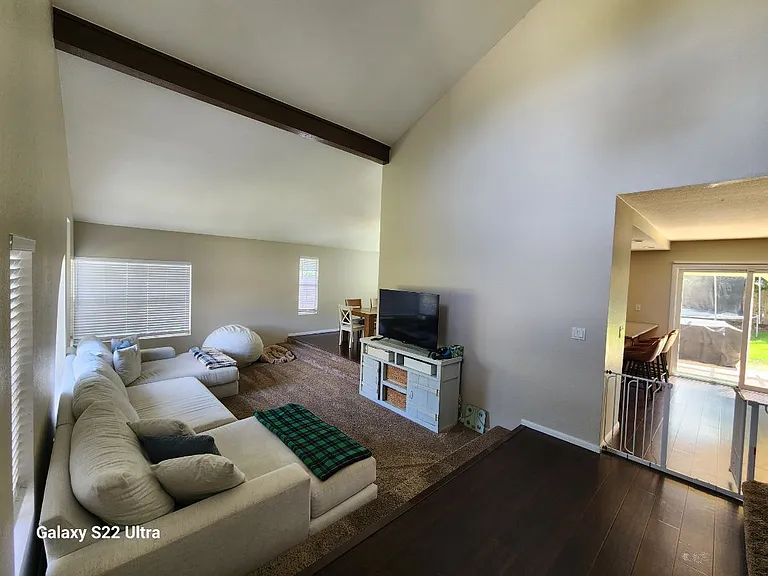 660 Willowspring Dr N — Photo 4