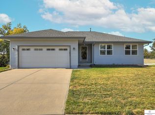 11820 S 219th Ave, Gretna, NE 68028