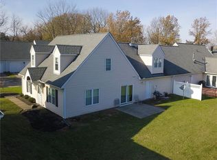 150 Nantucket Cir UNIT 150, Painesville, OH 44077