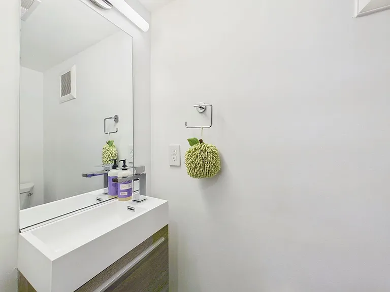 1335 S Garnet St — Photo 15