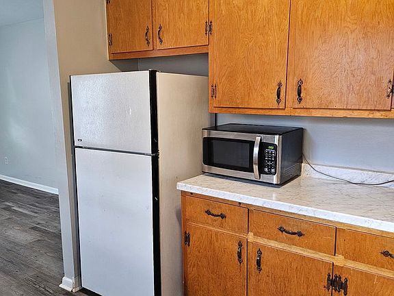 3rd image of 115 Blakemore Cir #1-4
