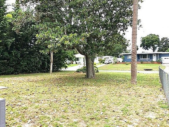 2nd image of 1518 Daytona Ave
