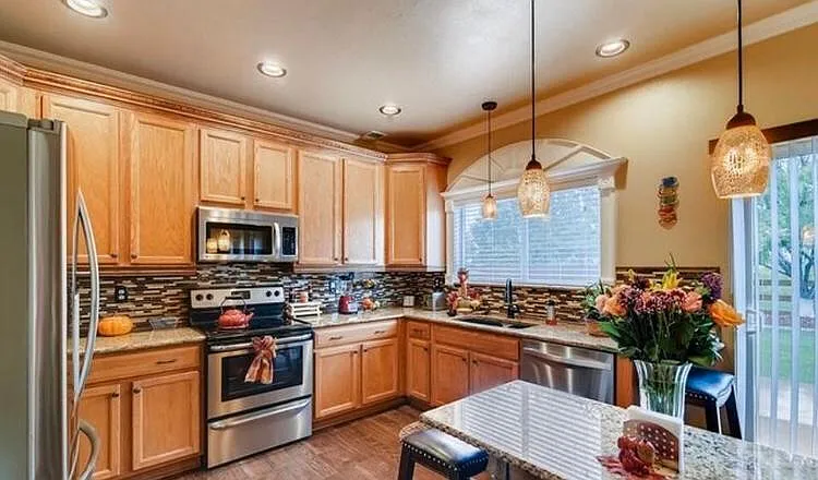 3802 Gardenwall Ct — Photo 3