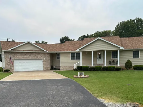 406 Abby Dr, Carterville, IL 62918