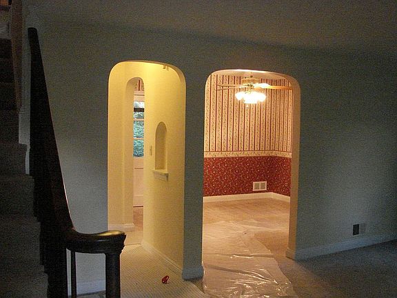 View from front entrance towards DR and staircase.