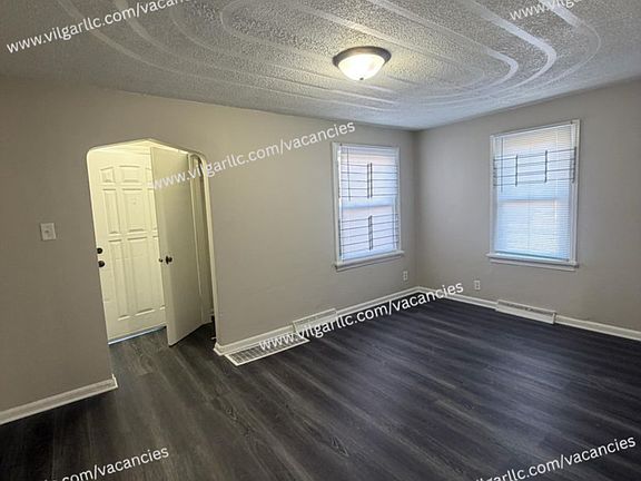 5th image of 1117 W 2nd Ave