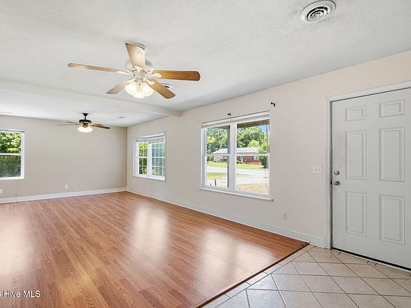 2nd image of 5221 Sardou Road