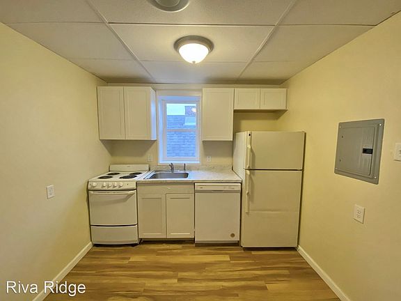 2nd image of 616 Montclair St #10817998