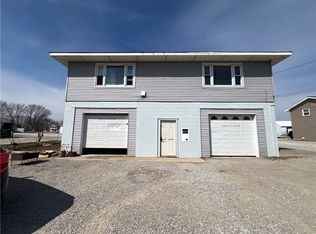 4 W Ashmore St APT A, Ashmore, IL