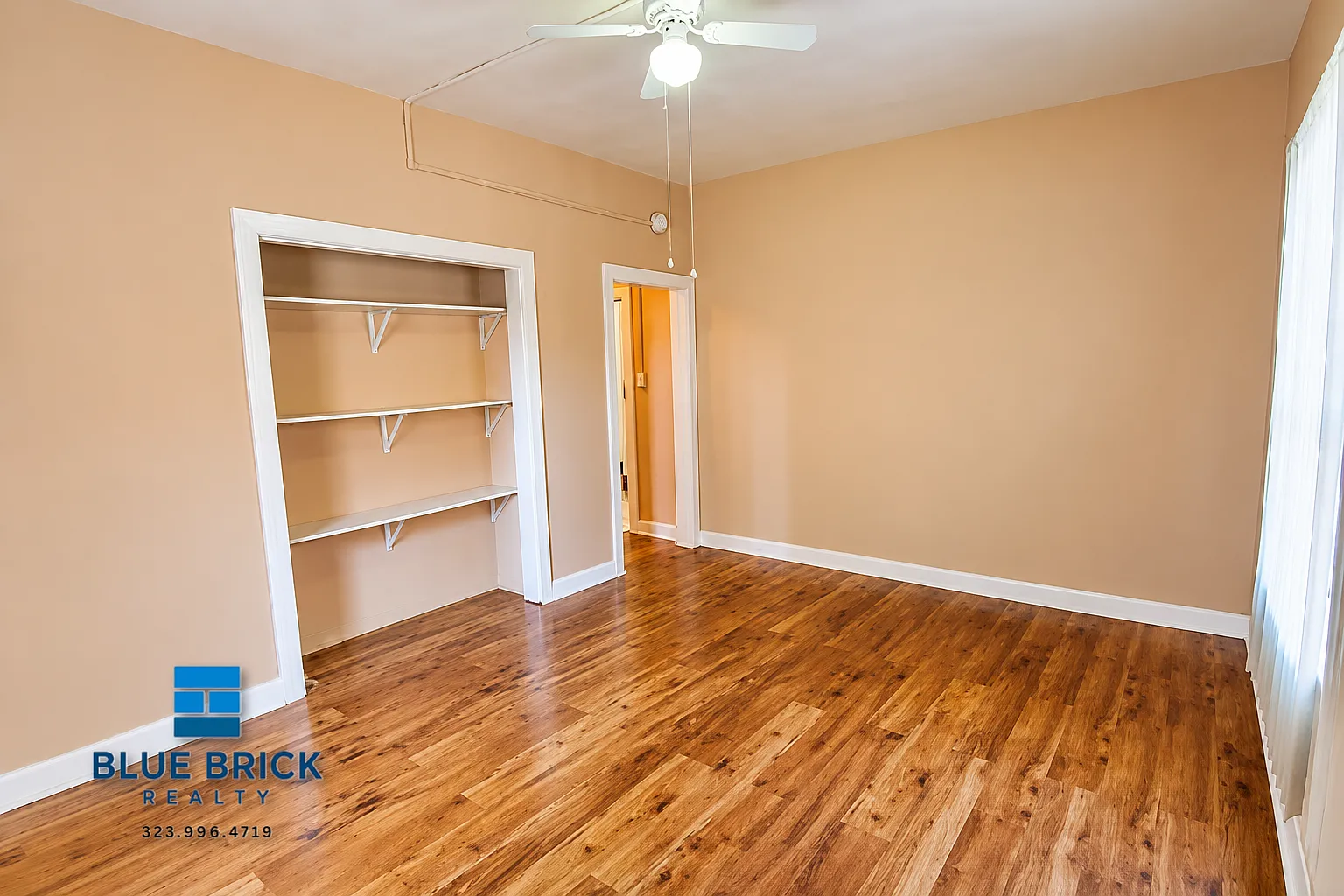 Echo Park Area Studio with A/C & Included Utilities — Photo 4