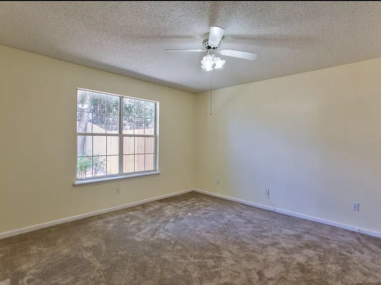2836 Gulfwind Dr N — Photo 9