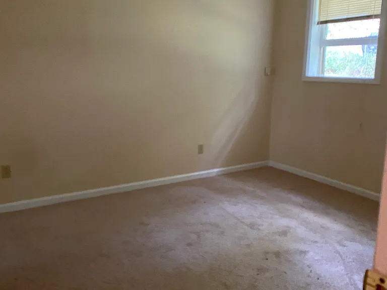 822 Ward St — Photo 10