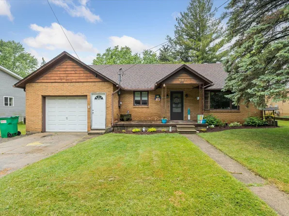 407 N Gould St, Owosso, MI 48867