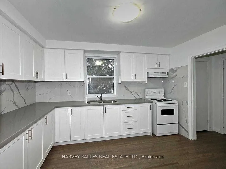 149 Kitchener Ave #B — Photo 6