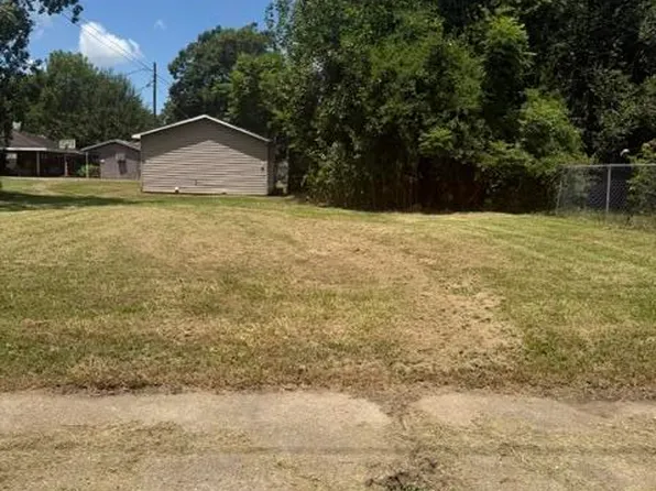 531 N 2nd St, Eunice, LA 70535