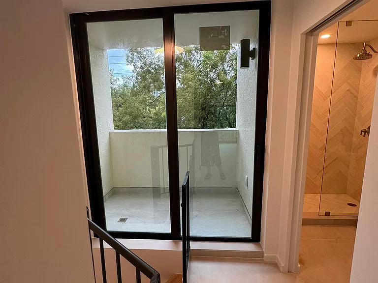 2905 Bird Ave — Photo 14