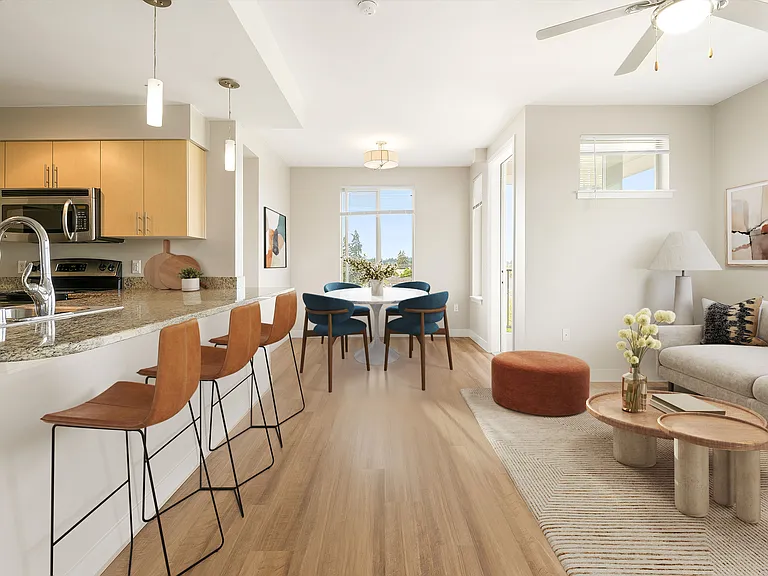 The Pacifica Apartments — Photo 8